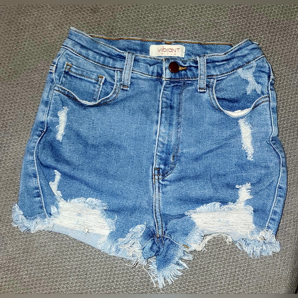 Vibrant M.I.U> Size M> Jean shorts> blue